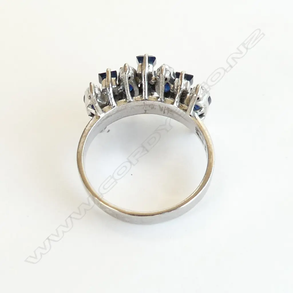 18K WHITE GOLD SAPPHIRE & DIAMOND RING  4.89GMS **RTV** Image 1++