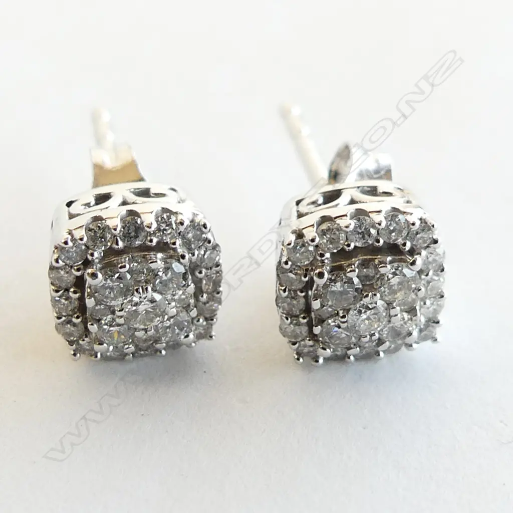 PAIR 10CT WHITE GOLD AND DIAMOND CLUSTER STUD EARRINGS (CERTIFICATE) Image 1++