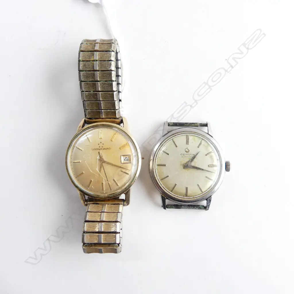 2 VINTAGE WATCHES, ONE WITH NO STRAP Image 1++