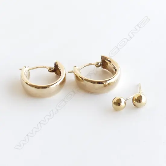 9CT GOLD HOOP EARRINGS + PR BALL STUD GOLD EARRINGS (NO BUTTERFLIES) 2.5GMS