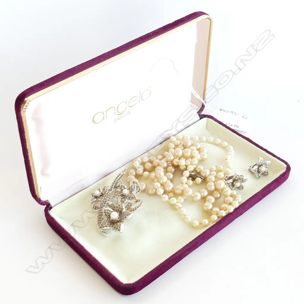 2 VINTAGE FAUX PEARL NECKLACES +  MARCASITE PEARL BROOCH & PR CLIP EARRINGS Image 1++