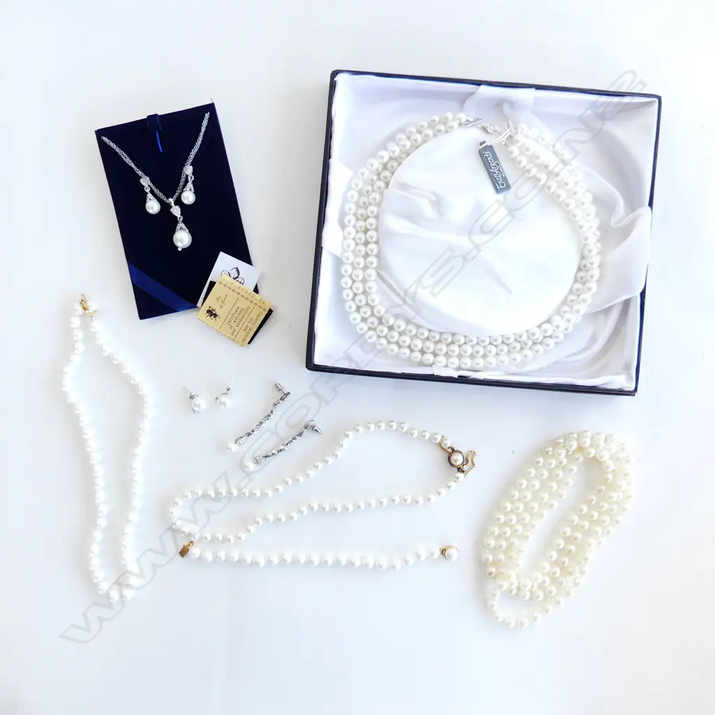 ASST. JEWELLERY; 5  FAUX PEARL NECKLACES + BRACELET & 4 PRS EARRINGS, BOXED Image 1++