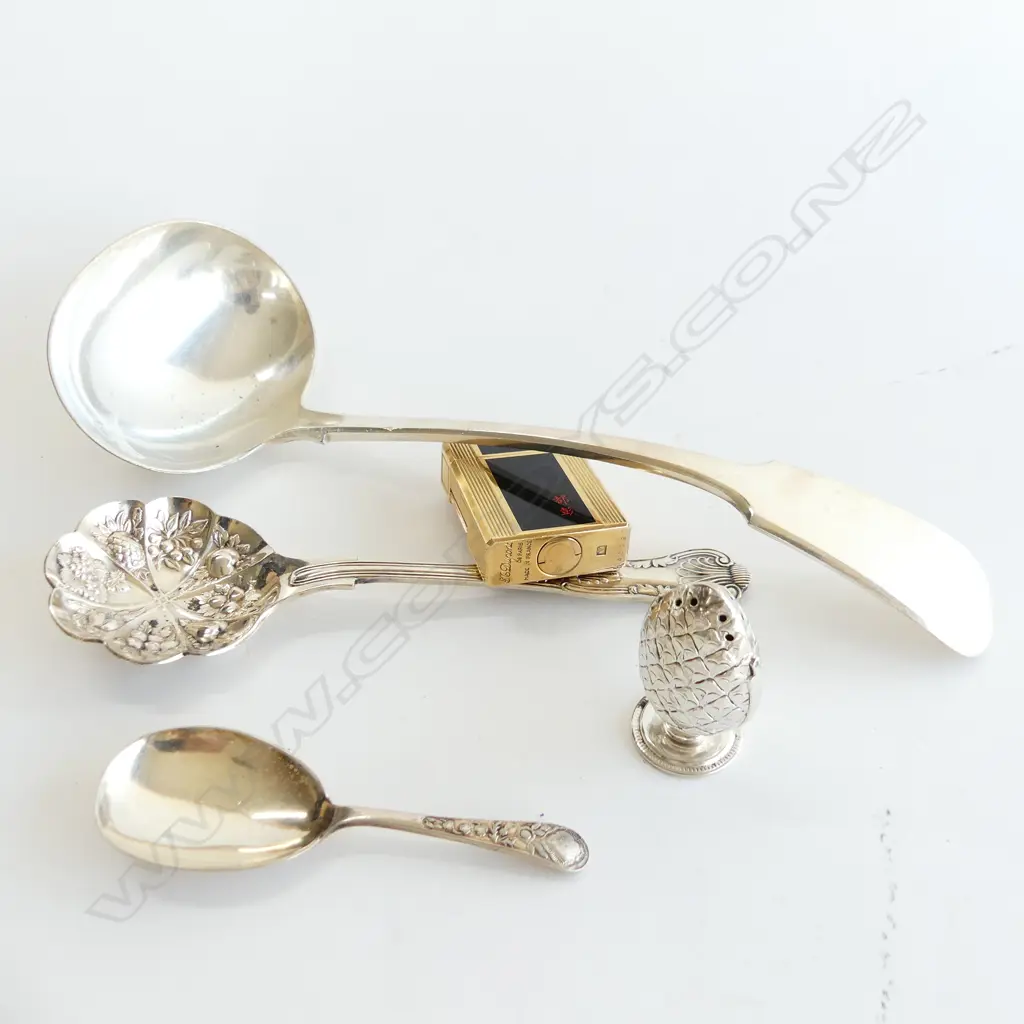 3 ASST. EP SPOONS, 830 SILVER PEPPER, DUPONT GP LIGHTER D57 Image 1++