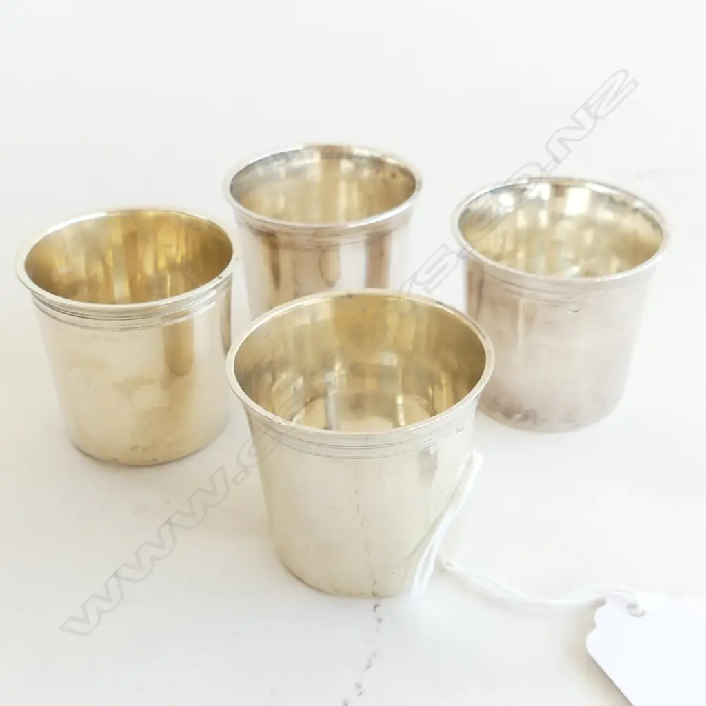 4 FRENCH SILVER SHOT GLASSES C.1800 H.40mm 82 GRAMS Image 1++