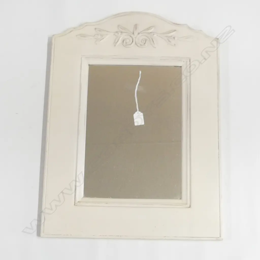 WHITE PAINTED MIRROR 605x450mm Image 1++