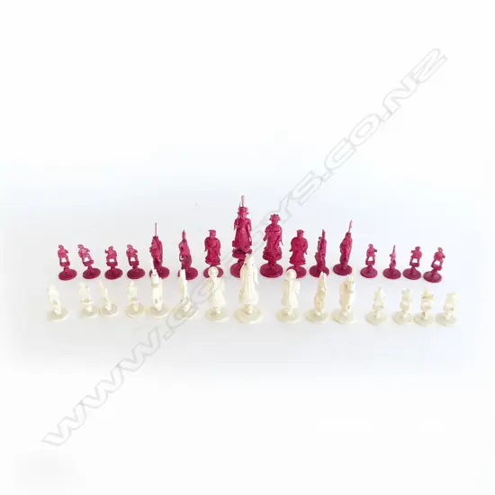 CHINESE CARVED IVORY RED & WHITE CHESS SET (WHITE KING MISSING) KING H.115mm