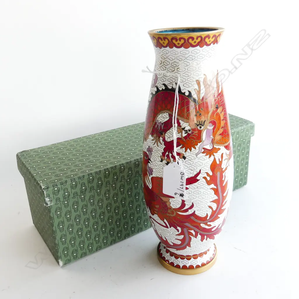 BOXED CHINESE CLOISONNE VASE H260MM Image 1++