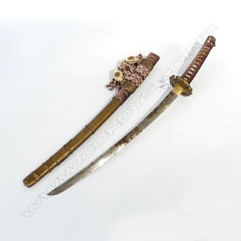 JAPANESE 20THC SHORT/MODEL TACHI SWORD GILT FITTINGS L.570mm steel blade w some surface rust Image 1++