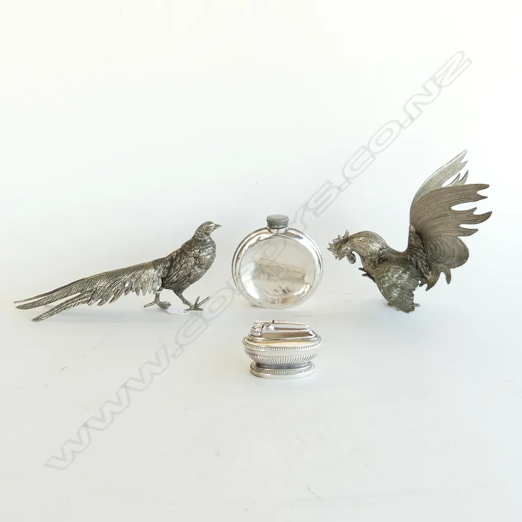 PR SILVER METAL BIRDS, TABLE LIGHTER, HIP FLASK 120mm dia Image 1++