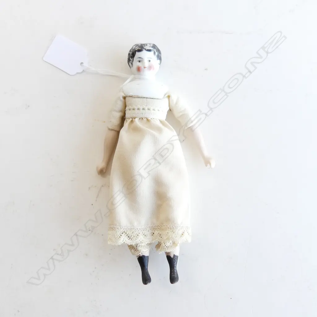 ANTIQUE DOLL WITH CHINA HEAD L. 180MM Image 1++