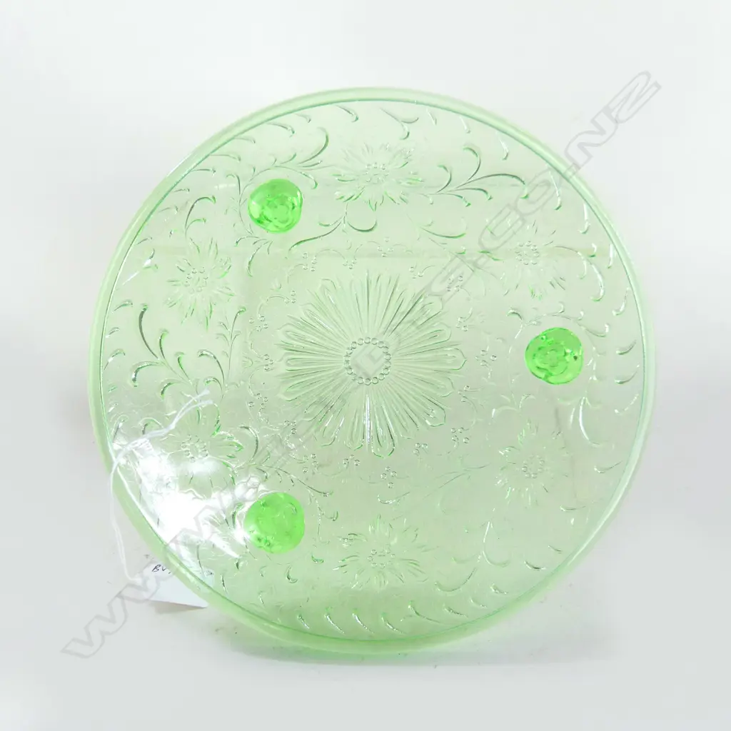 URANIUM GLASS CAKE STAND 250mm dia Image 1++