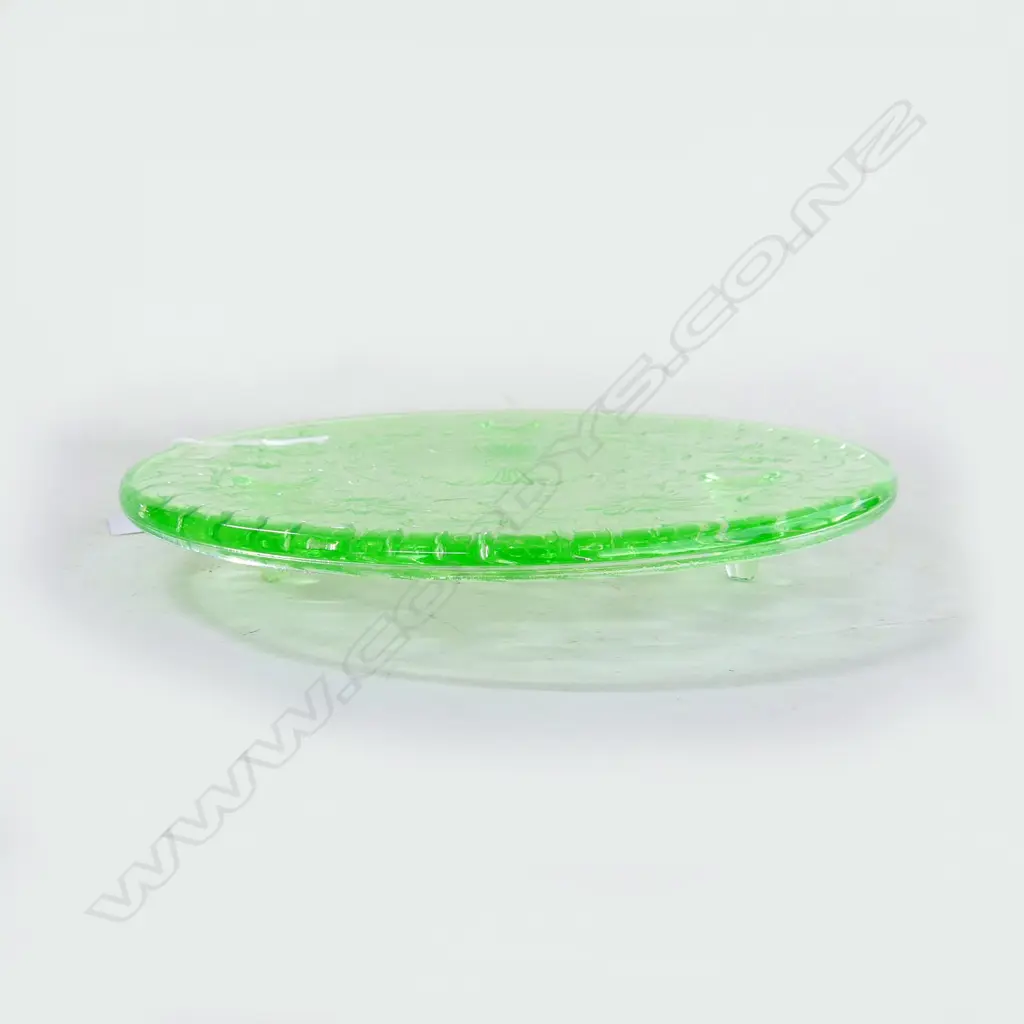 URANIUM GLASS CAKE STAND 250mm dia Image 1++
