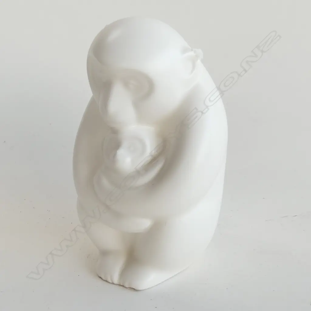 MID CENTURY WHITE MONKEY WITH BABY H. 120MM Image 1++