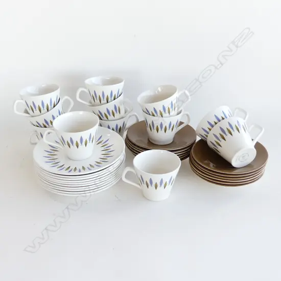 LORD NELSON POTTERY 'TAMPICO' SET, 10 TRIOS + 2 C&S'S