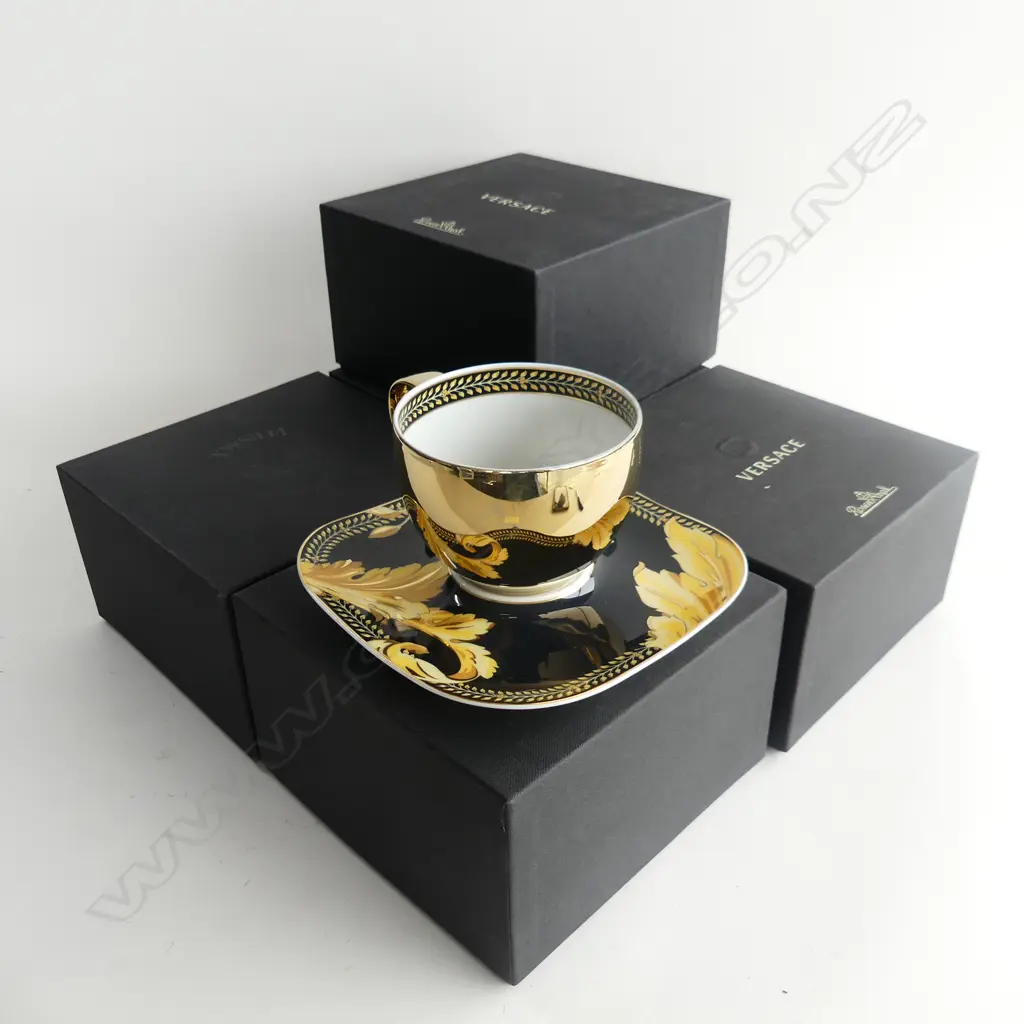 5 BOXED ROSENTHAL VERSACE ‘VANITY’ CUPS & SAUCERS Image 1++
