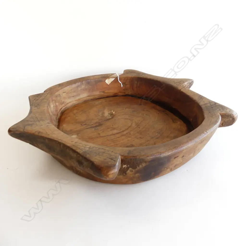 LG CARVED WOODEN  BOWL - PACIFIC? W.500mm dia Image 1++