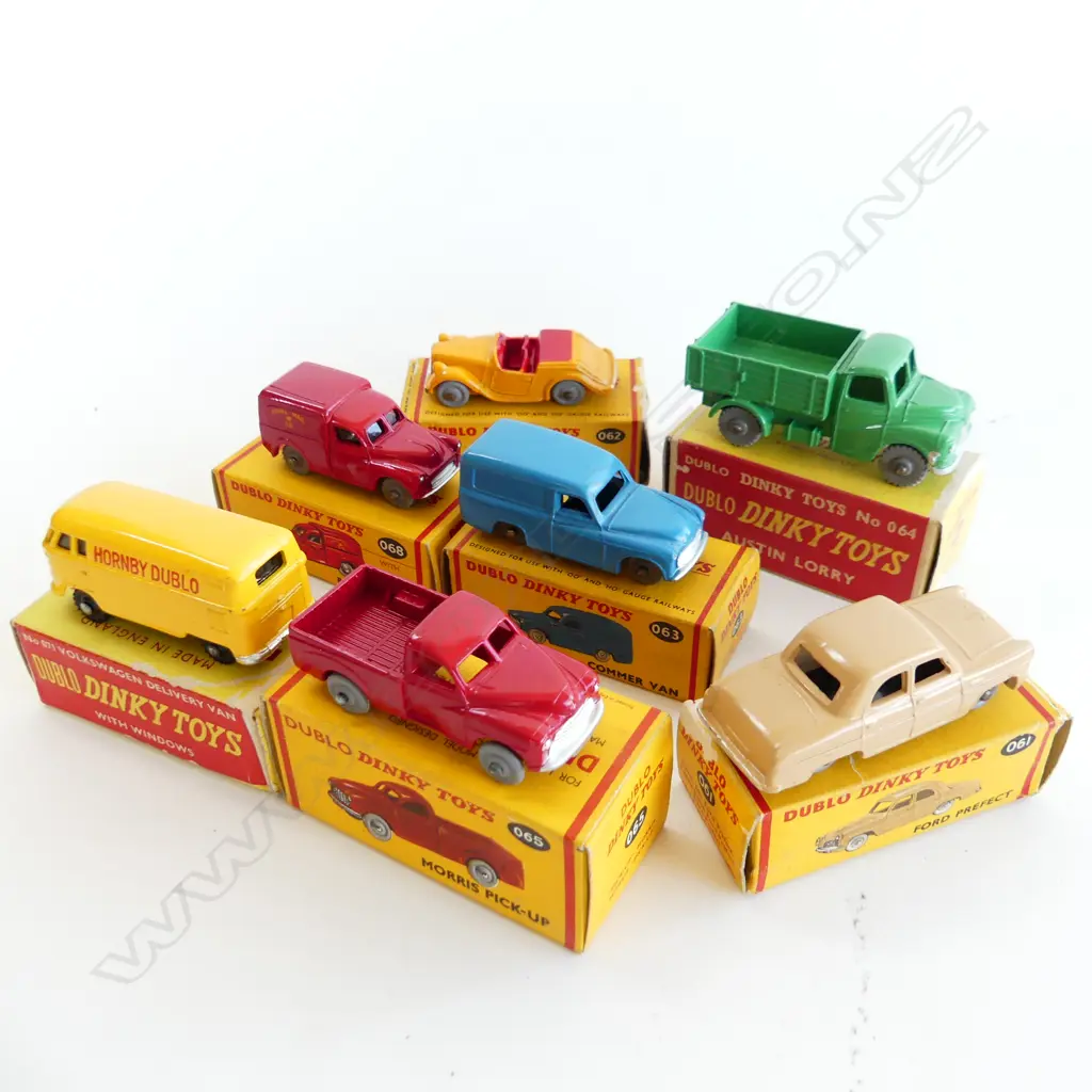 7 MINT & BOXED DINKY TOYS NUMBERS 65/64/190/68/71/63 &62 Image 1++