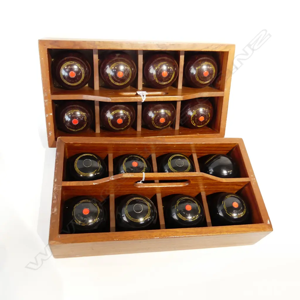 2 WOODEN TRAYS OF 8 VINTAGE MODERNITE BOWLS 90mm dia 485x260mm Image 1++