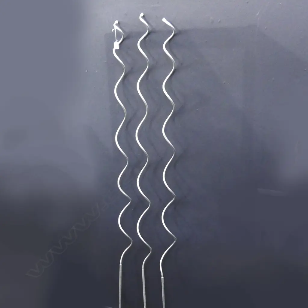 3 SILVER METAL SPIRAL GARDEN STICKS H.1900mm Image 1++