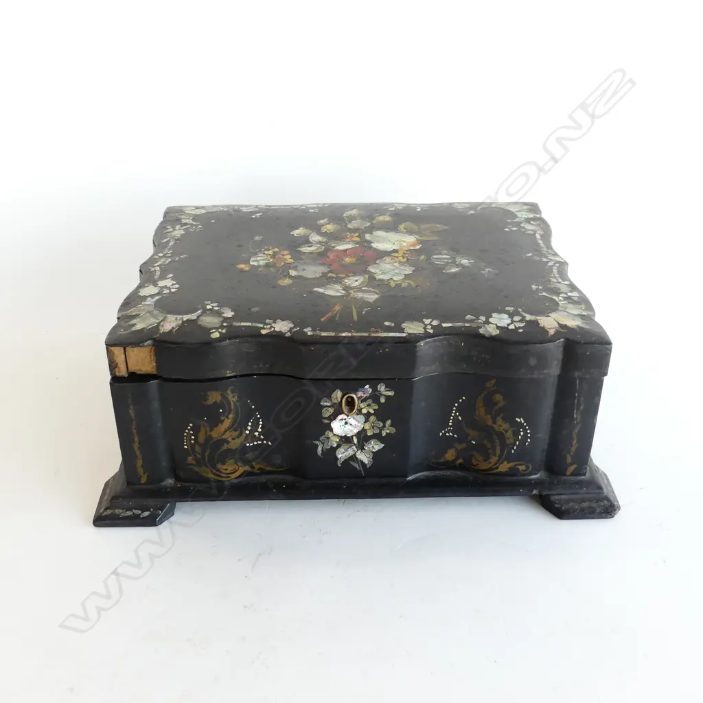LATE 19thC BLACK LACQUER BOX w. MoP INLAY W.290mm (side piece req. glue) Image 1++