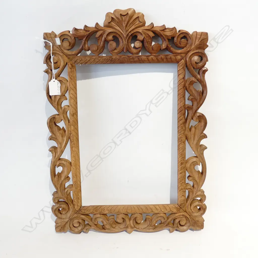 ORNATE WOODEN CARVED FRAME  540 X 380MM Image 1++