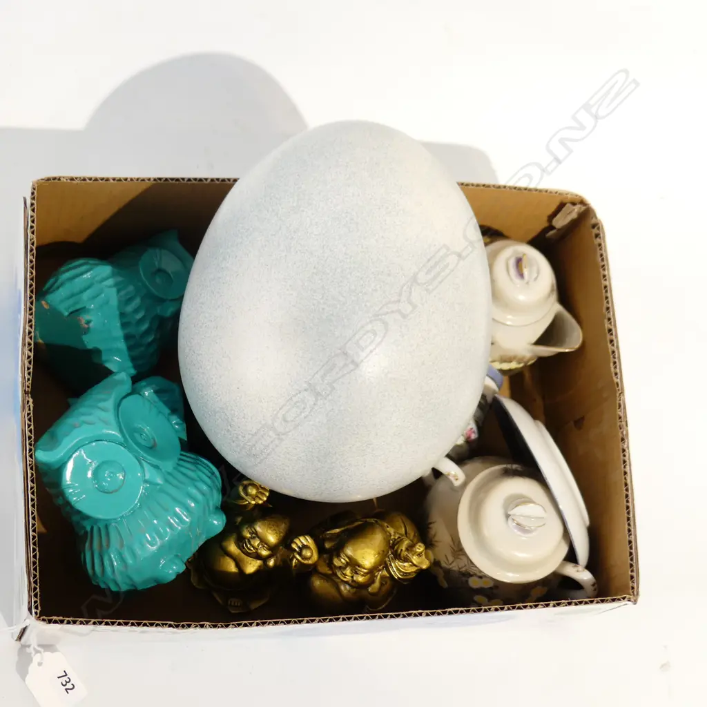 BOX LOT ASST. ORIENTAL ITEMS ETC Image 1++