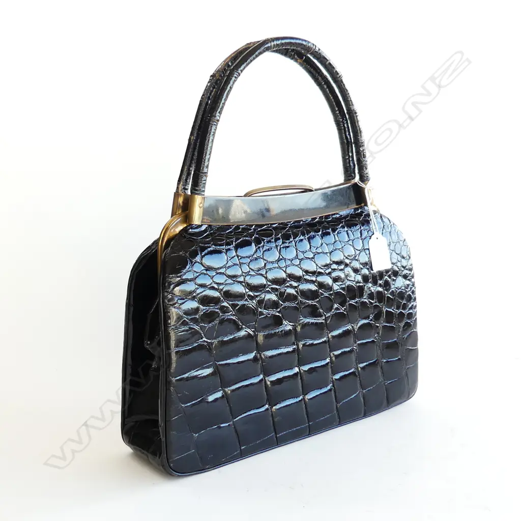 VINTAGE BLACK CROCODILE LEATHER HAND BAG W.300mm Image 1++