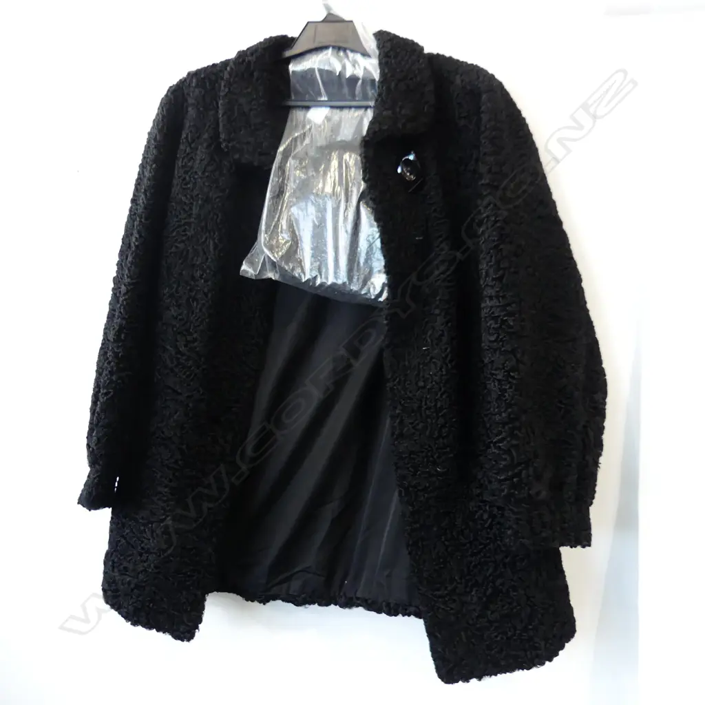 VINTAGE BLACK ASTRAKHAN JACKET WITH HAT Image 1++