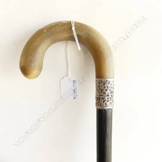 ANTIQUE WALKING STICK; HORN HANDLE & STG COLLAR; B'HAM 1900 L.830mm