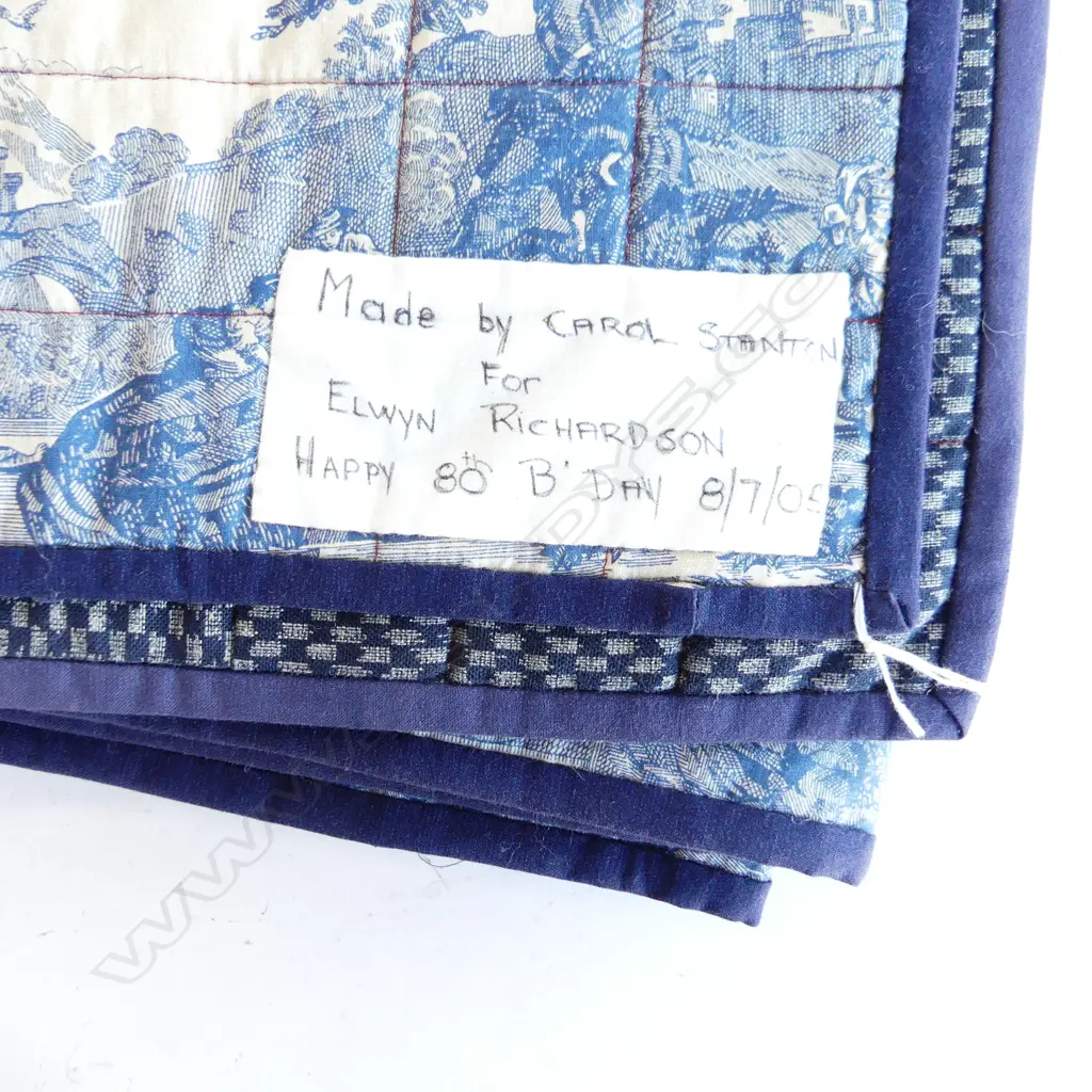 QUILT - JAPANESE FABRIC ON SIDE / TOILE OTHER MADE BY CAROL STANTON 2005 1800x1500mm Image 1++