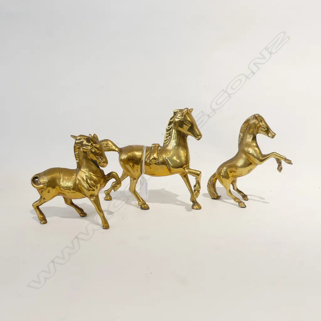 3 BRASS HORSES LARGEST L 230MM Image 1++