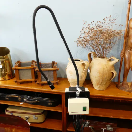 WELCH ALLYN MEDICAL PINPOINT EXAMINATION LAMP/READING LAMP