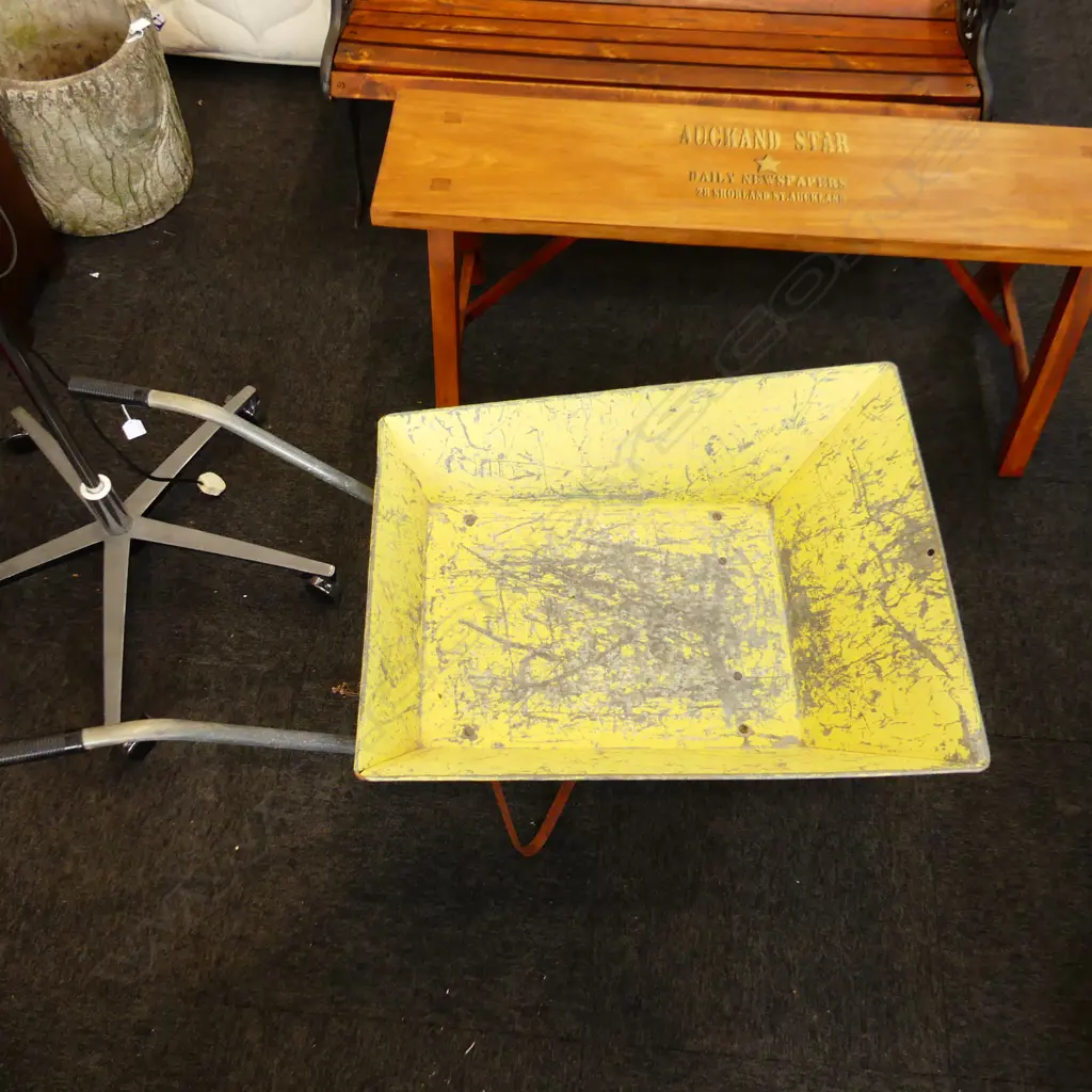 VINTAGE RETRO YELLOW PAINTED WHEELBARROW L. 1100MM (WITH HANDLES) Image 1++