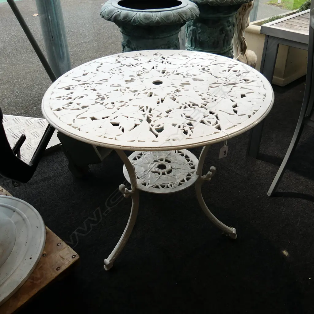 WHITE PAINTED METAL OUTDOOR GARDEN TABLE 710mm dia H.645mm Image 1++