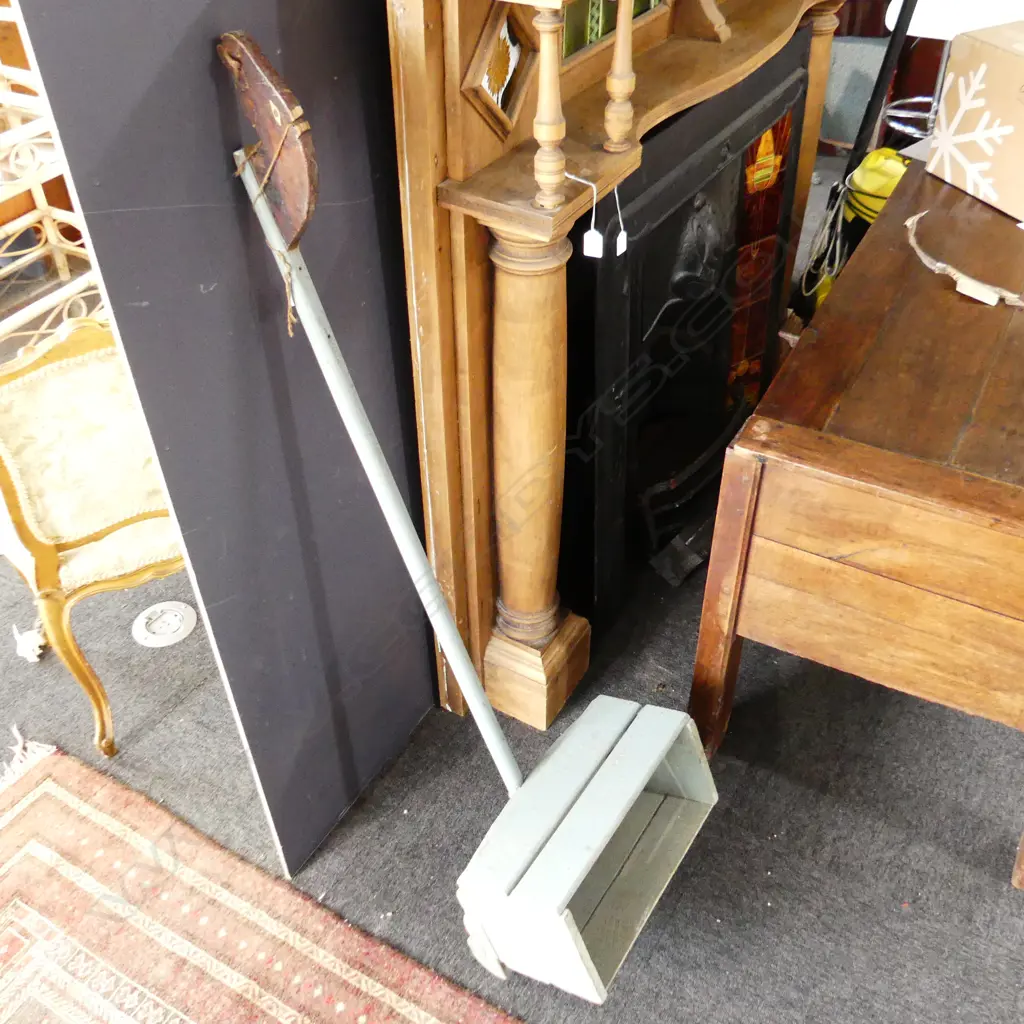 VINTAGE WOODEN CHILDS HOBBY HORSE  Image 1++
