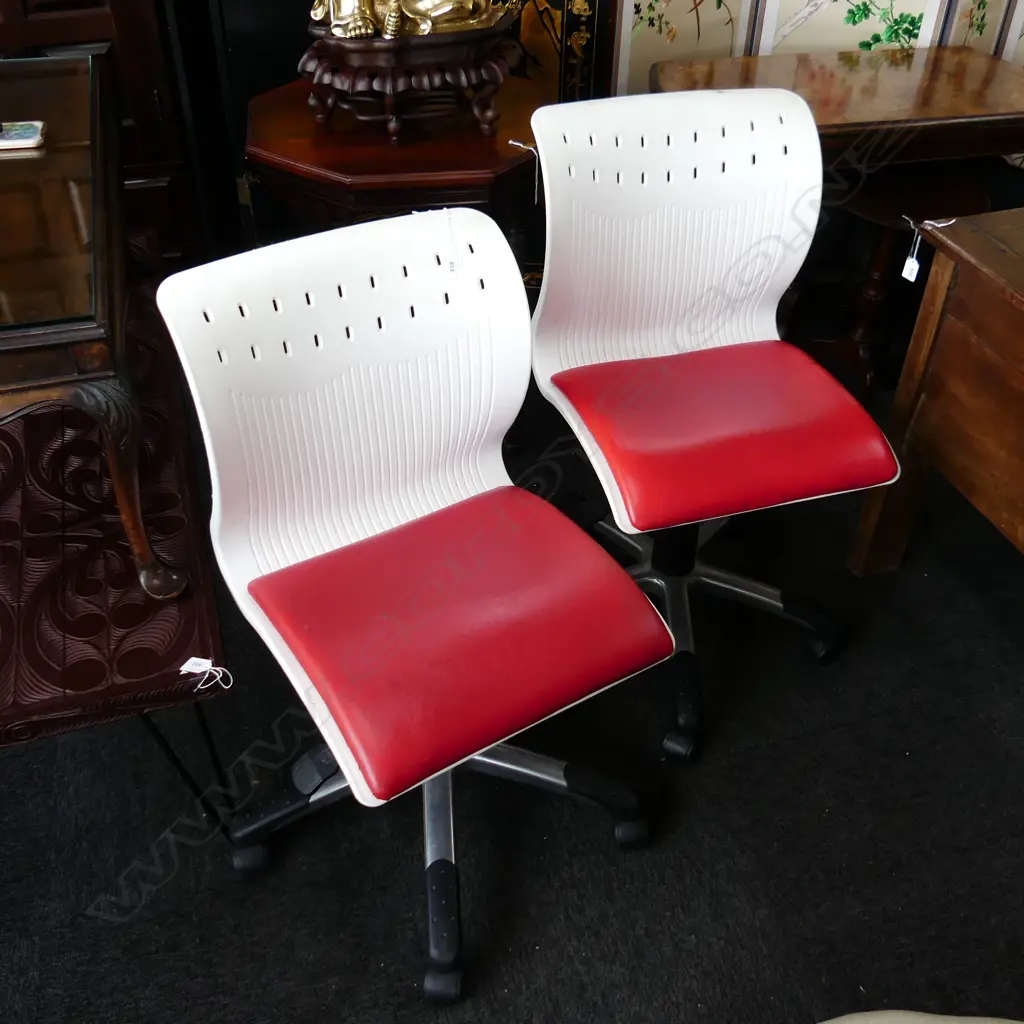 PR RED & WHITE RETRO OFFICE CHAIRS  Image 1++