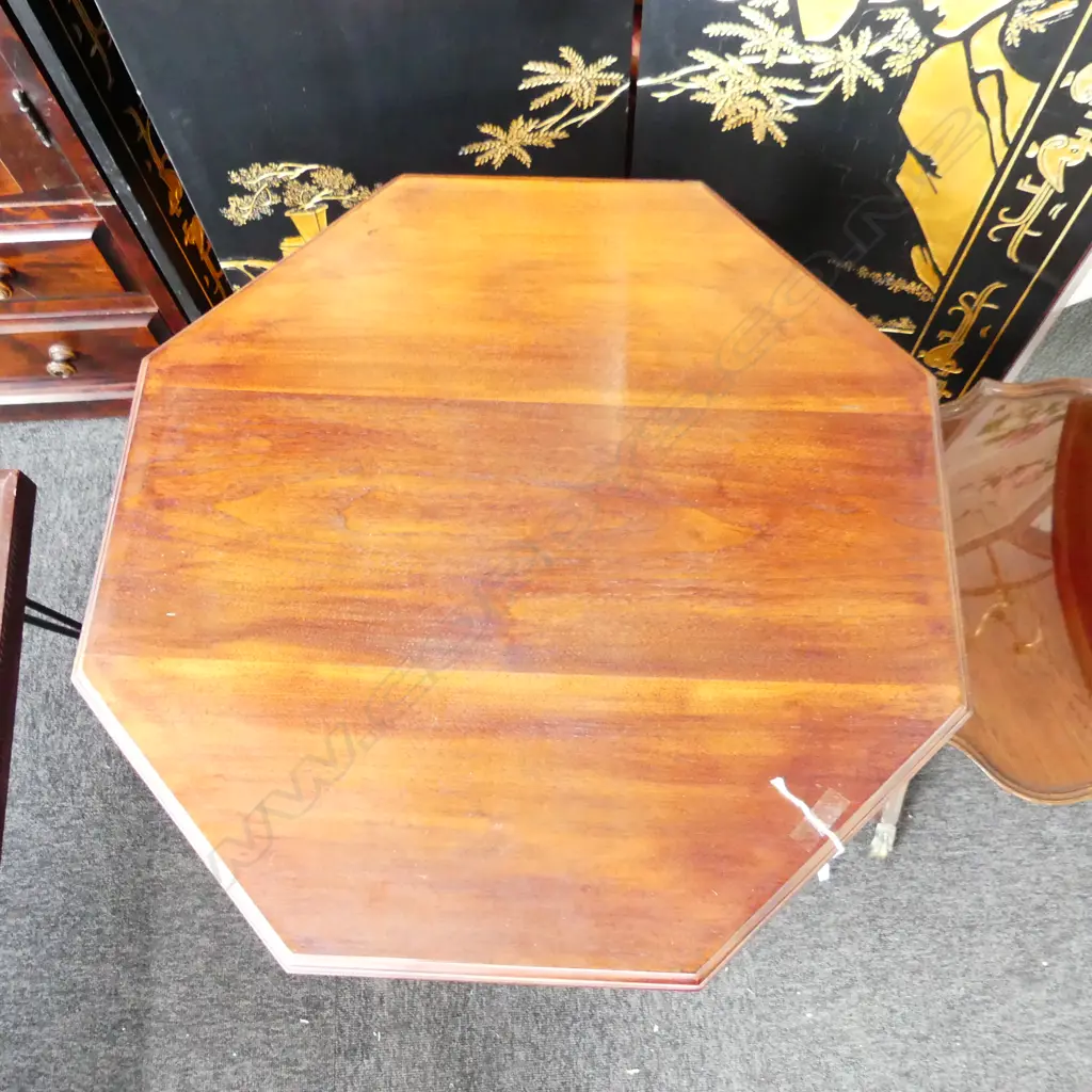 EDWARDIAN / EARLY 20thC OCTAGONAL OCCASIONAL TABLE 600x600x725mm Image 1++