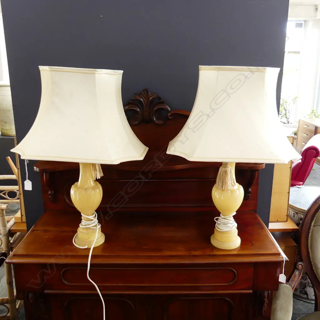 PR ONYX LAMPS H.650mm Image 1++