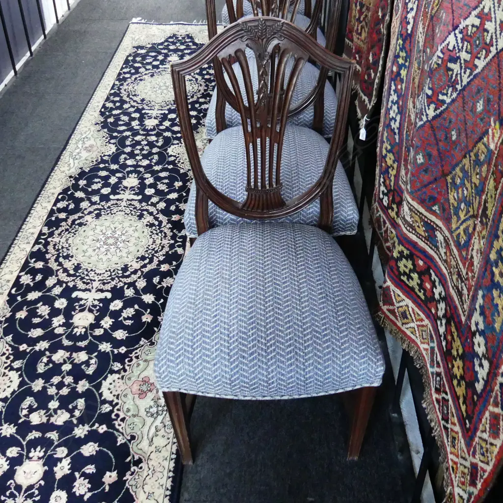 8 HEPPLEWHITE STYLE DINING CHAIRS IN BLUE UPHOLSTERY (2 CARVERS) Image 1++
