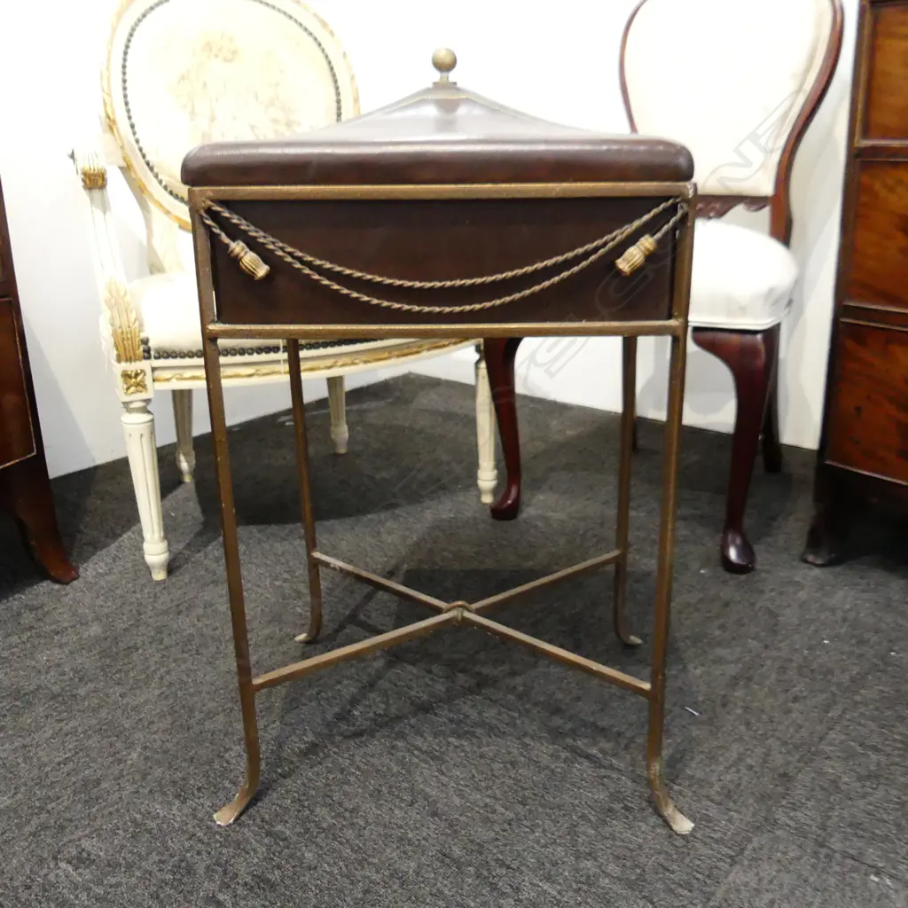 LIDDED SIDE TABLE 400x300x700mm Image 1++