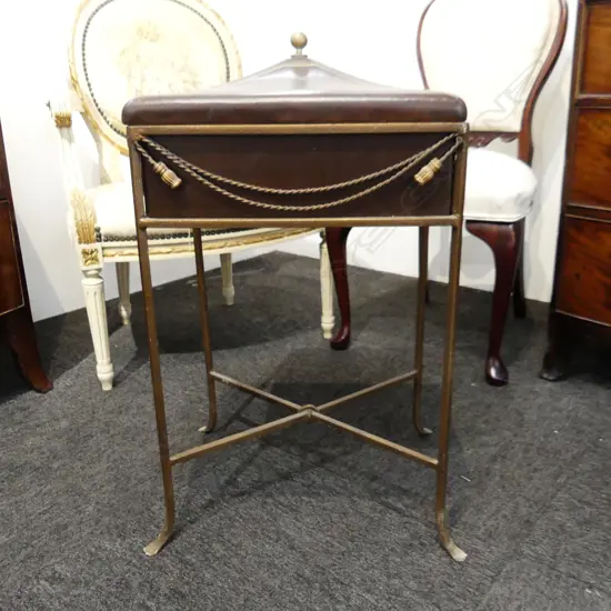 LIDDED SIDE TABLE 400x300x700mm