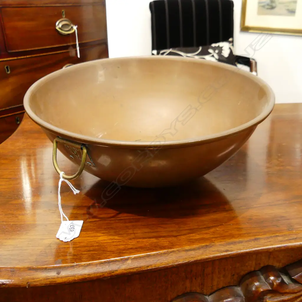 ST. CLAIR COPPER MIXING BOWL 325mm dia Image 1++