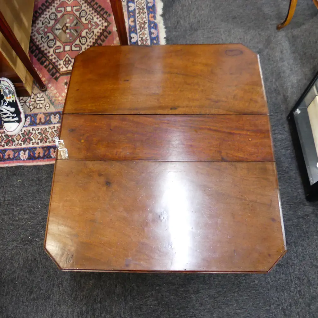 SMALL ANTIQUE DROP SIDE TABLE W.605mm Image 1++