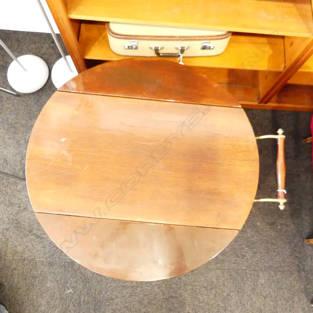 MAHOGANY DRINKS CART  Image 1++