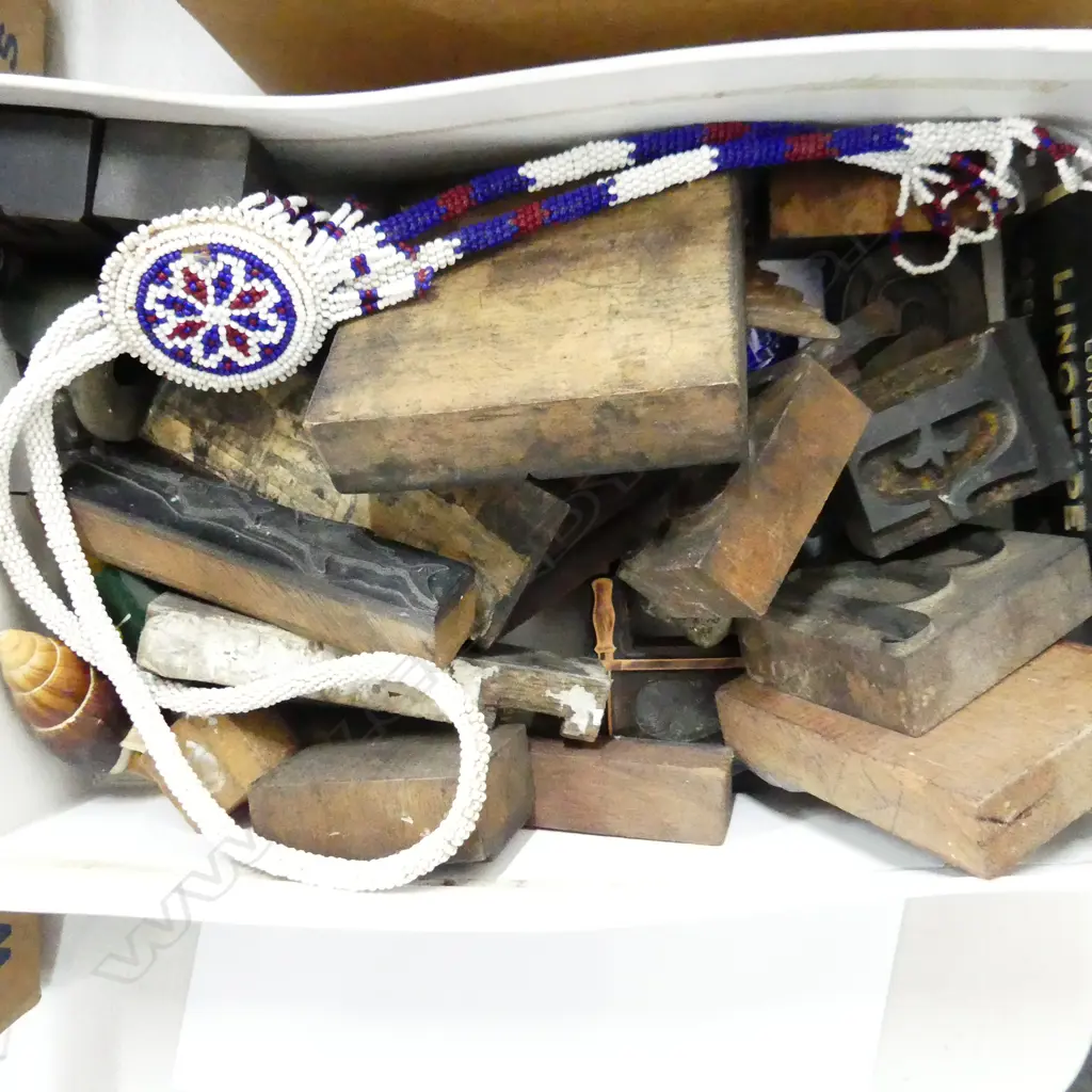 BOX LOT ASST. LETTER PRINTING BLOCKS ETC Image 1++