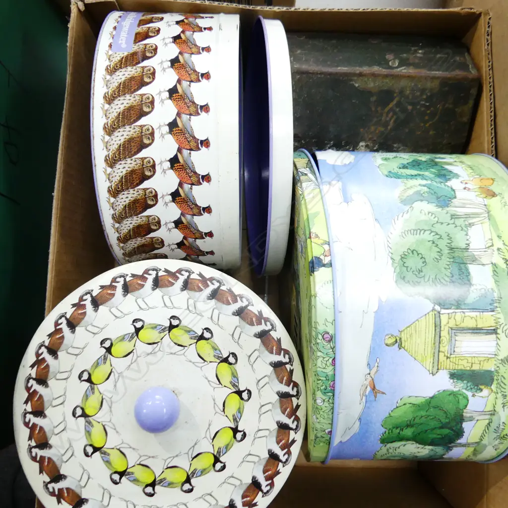 BOX OF 3 EMMA BRIDGEWATER TINS + TIN SIGNAL BOX  Image 1++
