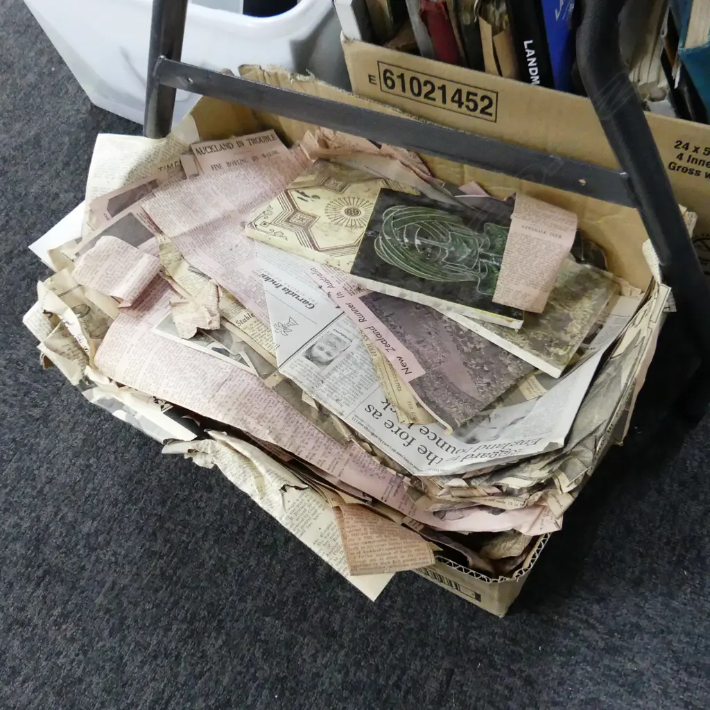 BOX LOT ASST. VINTAGE NEWSPAPER CLIPPINGS ETC Image 1++