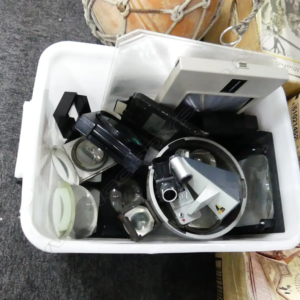 BOX PHOTOGRAPHIC LENSES Image 1++