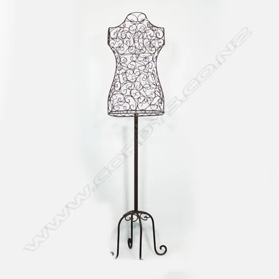 ONE FEMALE BLACK WIRE MANNEQUIN, H.1450mm