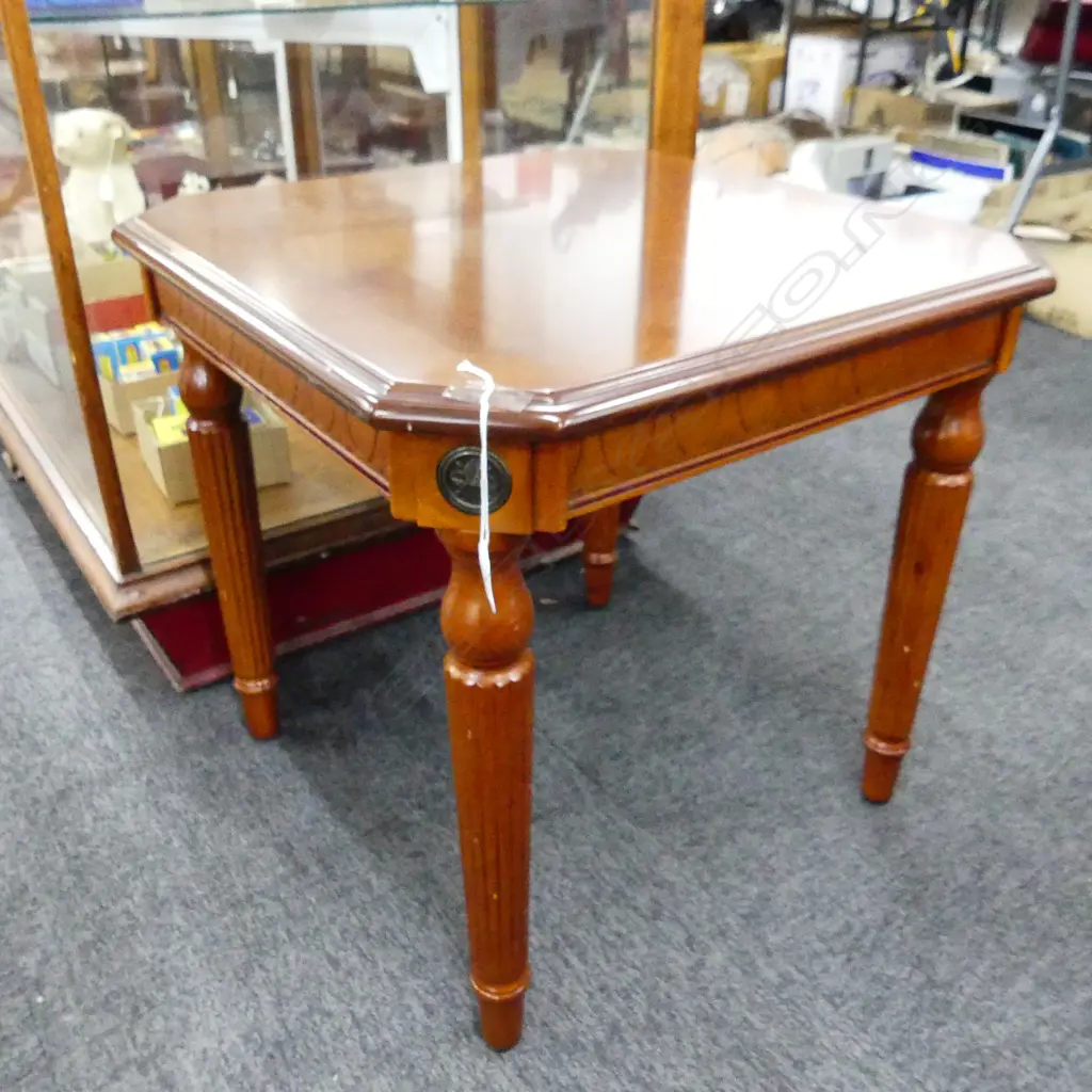 MAHOGANY COFFEE TABLE 565 X 565MM Image 1++